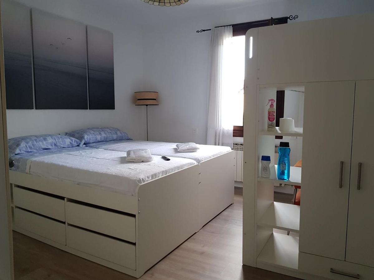 Tuul Etxea, Habitacion En Caserio A 8Km De Bilbao, Bano Compartido Galdakao Bagian luar foto