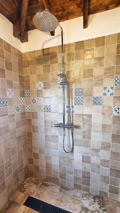 Tuul Etxea, Habitacion En Caserio A 8Km De Bilbao, Bano Compartido Galdakao Bagian luar foto