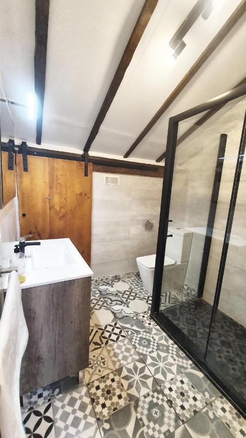 Tuul Etxea, Habitacion En Caserio A 8Km De Bilbao, Bano Compartido Galdakao Bagian luar foto