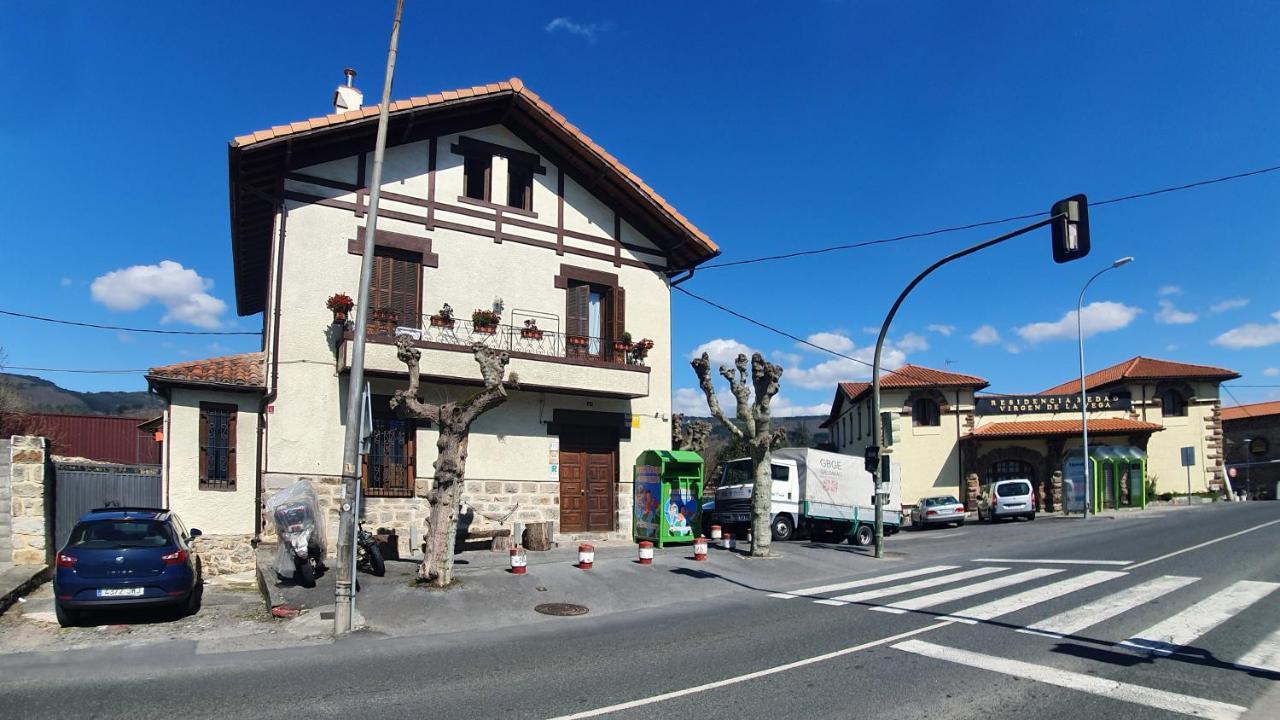 Tuul Etxea, Habitacion En Caserio A 8Km De Bilbao, Bano Compartido Galdakao Bagian luar foto