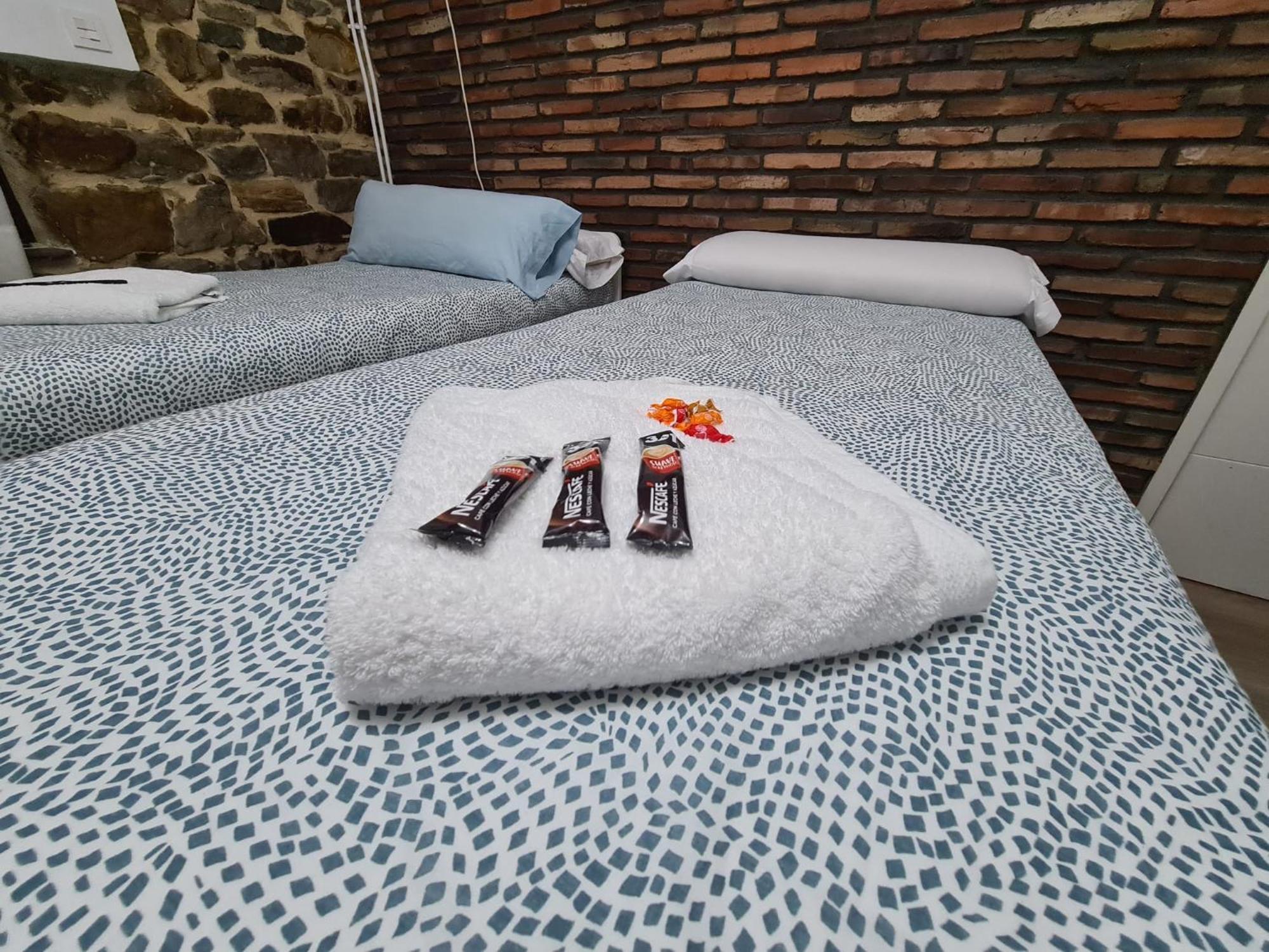 Tuul Etxea, Habitacion En Caserio A 8Km De Bilbao, Bano Compartido Galdakao Bagian luar foto