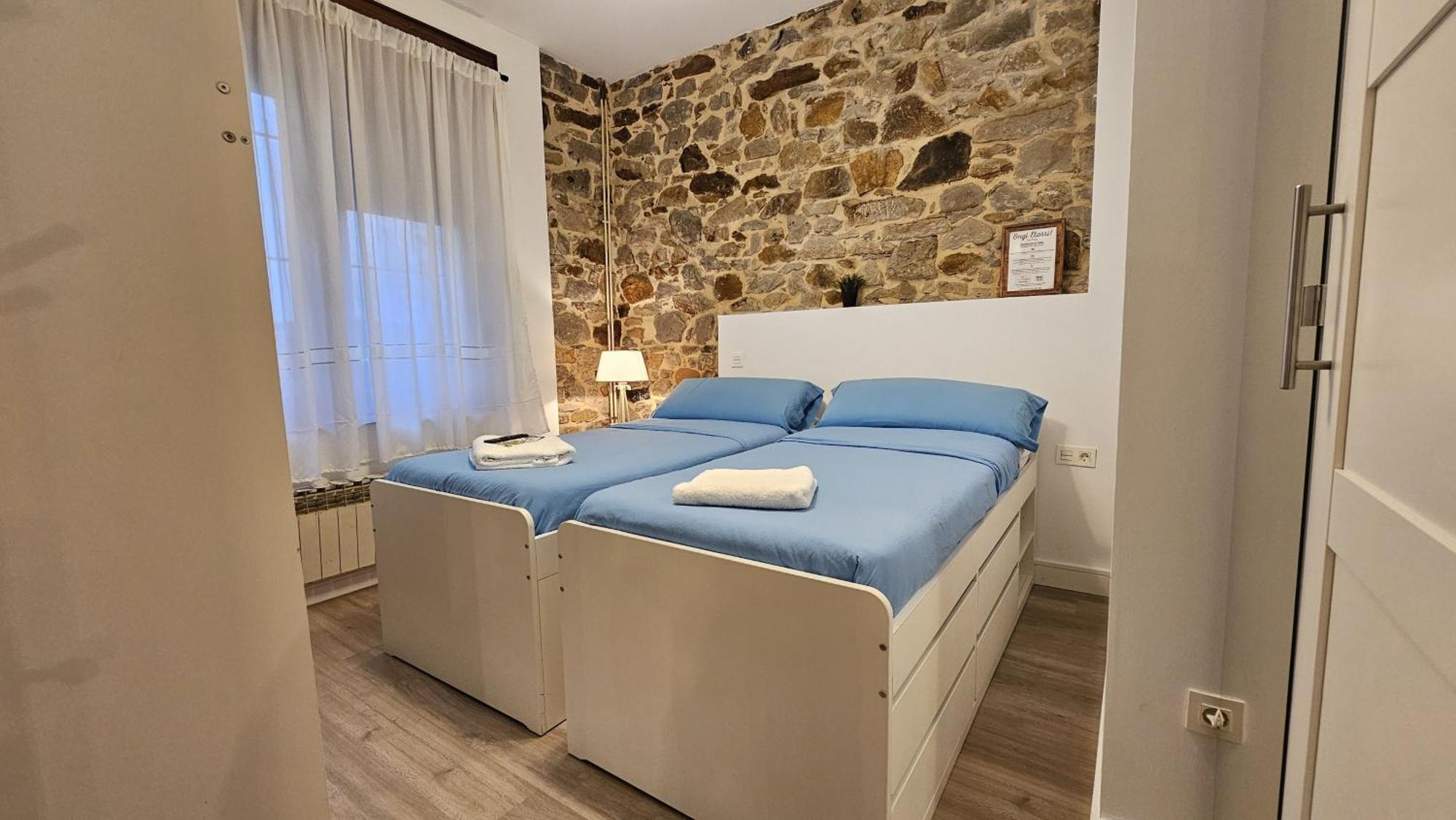 Tuul Etxea, Habitacion En Caserio A 8Km De Bilbao, Bano Compartido Galdakao Bagian luar foto