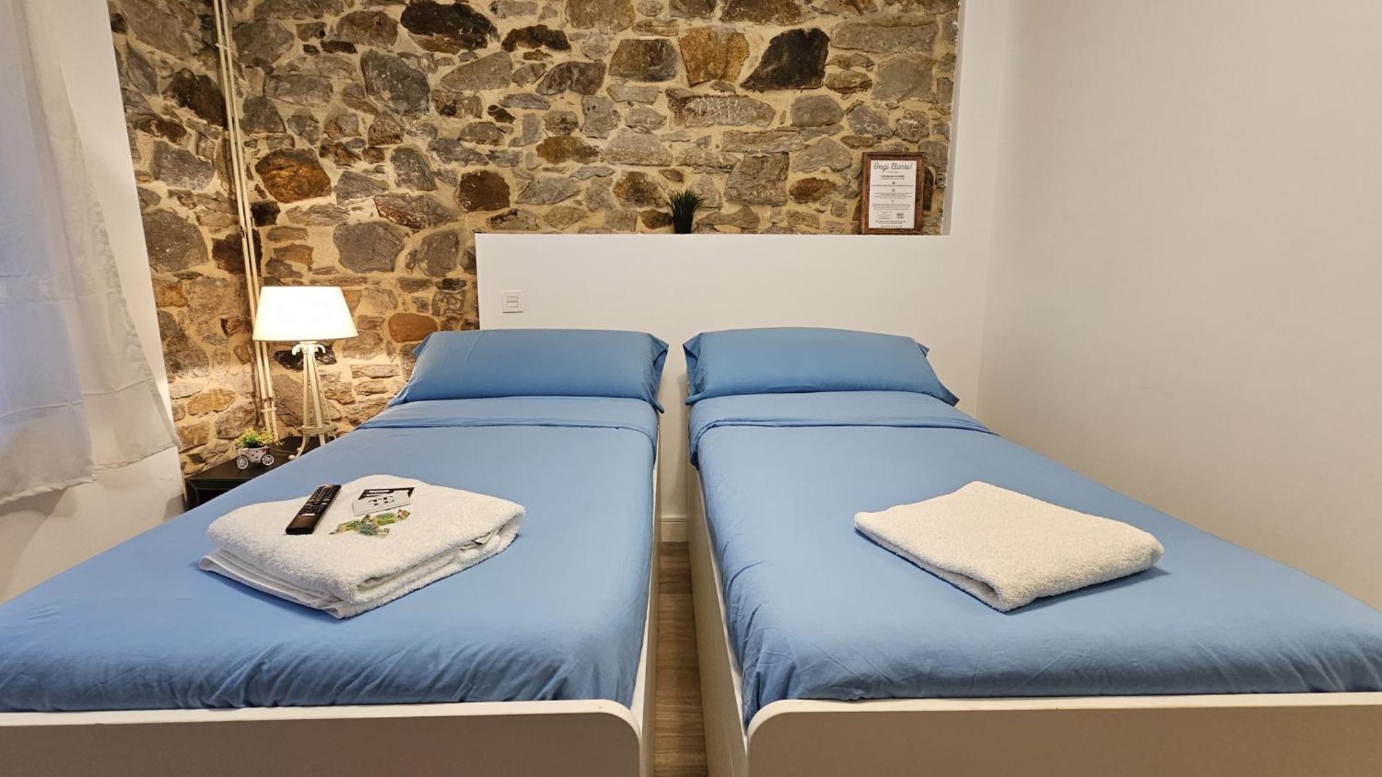 Tuul Etxea, Habitacion En Caserio A 8Km De Bilbao, Bano Compartido Galdakao Bagian luar foto